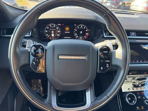 Used 2019 Land Rover Range Rover Velar R-Dynamic SE image 22