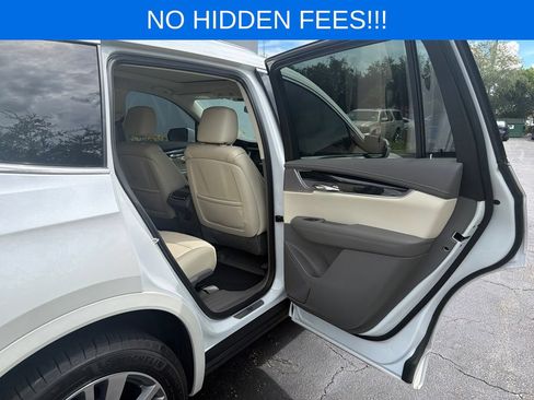Used 2025 Cadillac XT6 Premium Luxury w/ LPO, Floor Liner Package FWD image 28