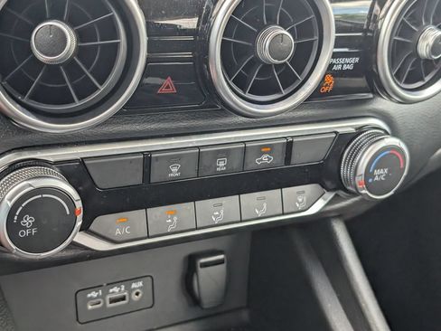 Used 2023 Nissan Sentra SV FWD image 19
