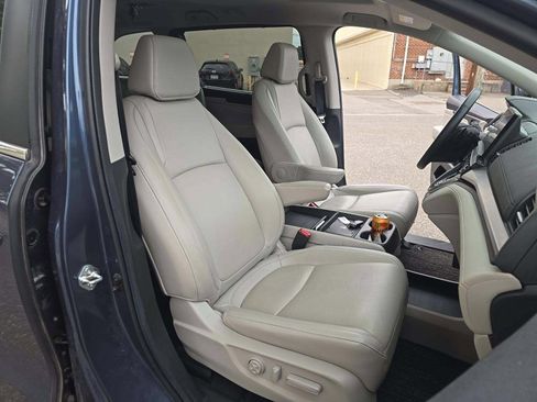 Used 2025 Honda Odyssey EX-L image 14