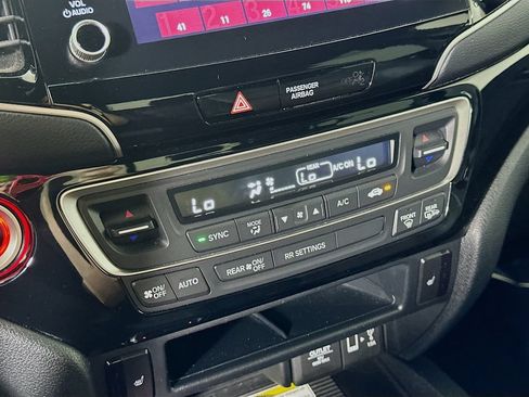 Used 2023 Honda Ridgeline Black Edition image 27