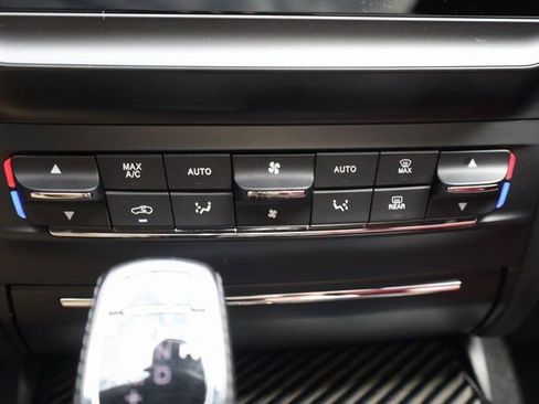 Certified 2022 Maserati Ghibli Trofeo image 19