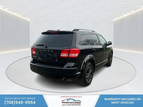 Used 2017 Dodge Journey SE w/ Flexible Seating Group FWD image 4