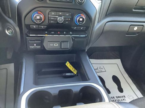 Used 2021 Chevrolet Silverado 1500 RST image 15