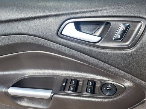 Used 2014 Ford Escape SE w/ Equipment Group 201A AWD/4WD image 13