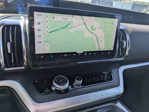 New 2025 Ford Expedition Platinum image 15