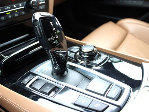 Used 2012 BMW ALPINA B7 image 41