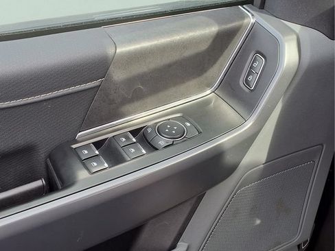 Used 2025 Ford F150 XLT w/ Equipment Group 301A Standard AWD/4WD image 18