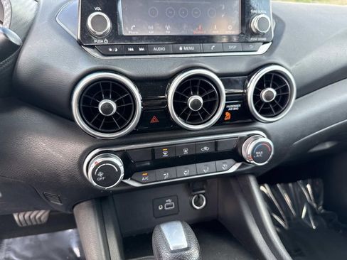 Certified 2022 Nissan Sentra S image 24