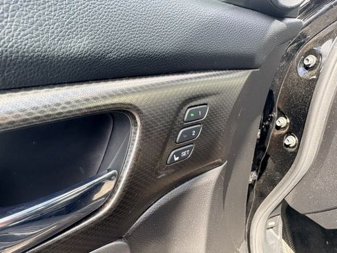 Used 2017 Honda Accord EX-L image 13