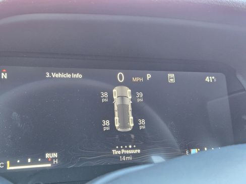New 2026 Jeep Grand Cherokee Altitude AWD/4WD image 9