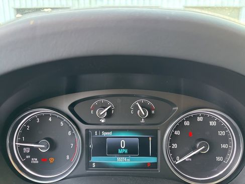 Used 2019 Buick Enclave Essence image 13