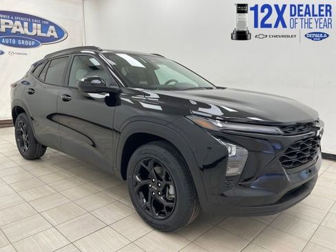 New 2026 Chevrolet Trax LT FWD image 1
