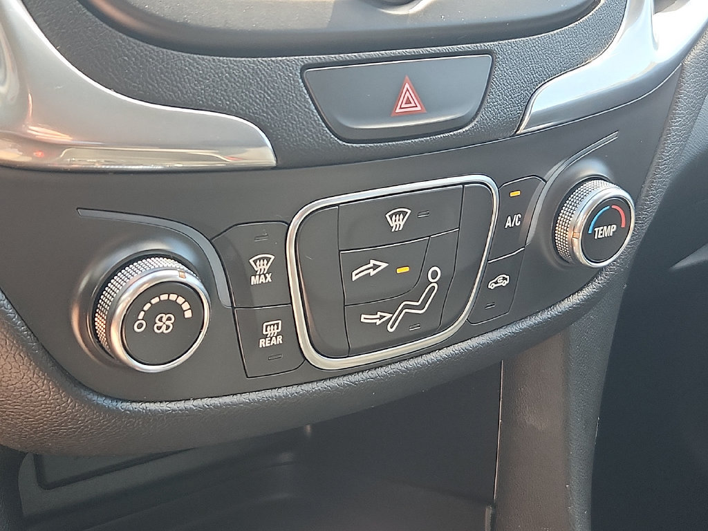 Used 2019 Chevrolet Equinox LT FWD image 10