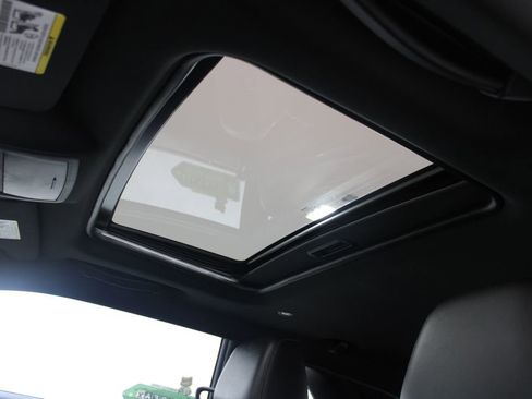 Used 2016 Dodge Challenger R/T Scat Pack w/ Leather Interior Group image 46