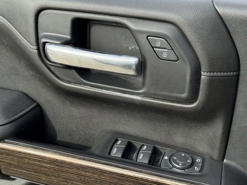 Used 2022 GMC Sierra 1500 Elevation w/ Preferred Package image 24