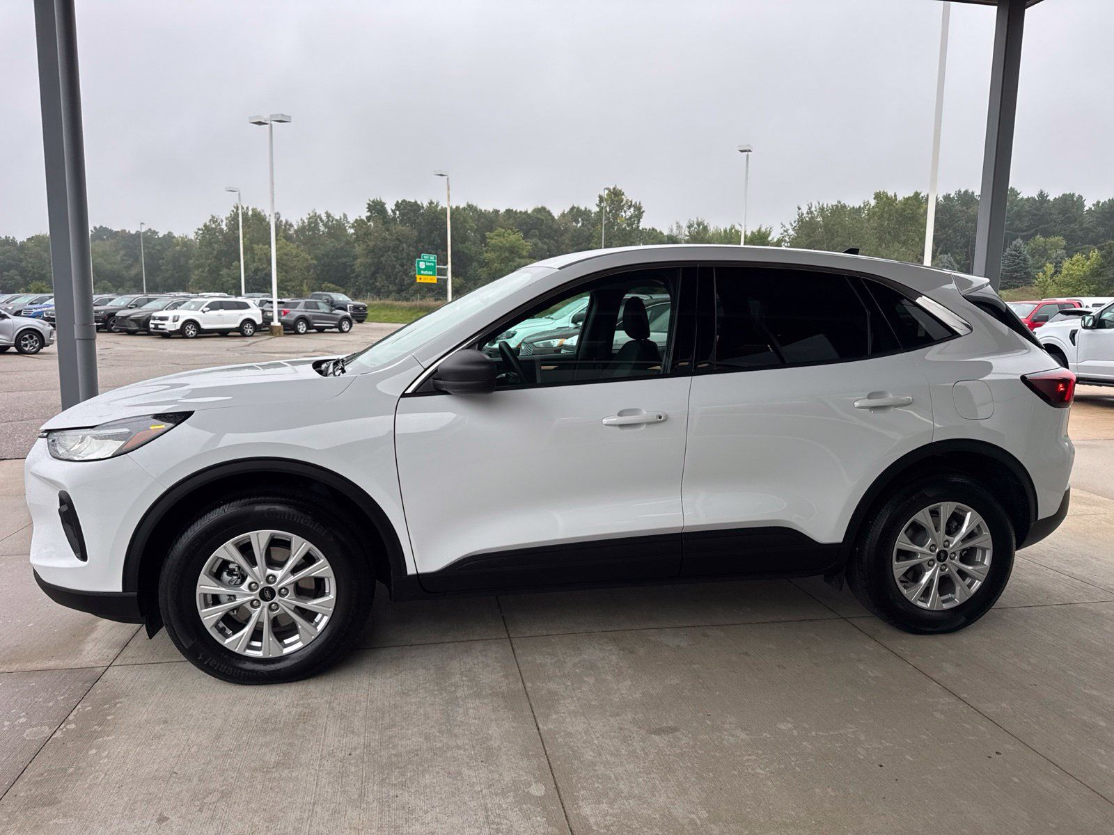 Certified 2024 Ford Escape Active AWD/4WD image 4