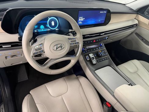 Used 2024 Hyundai Palisade Limited AWD/4WD image 11