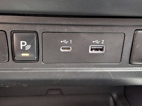 Used 2022 Nissan Frontier SV w/ Technology Package AWD/4WD image 23