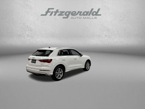 Used 2023 Audi Q3 2.0T Premium image 5