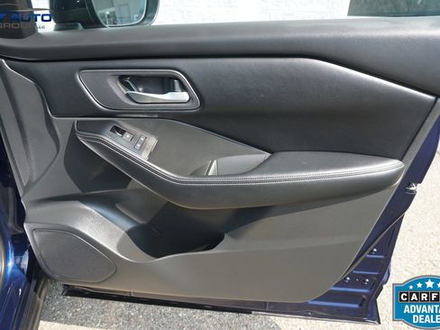 Used 2024 Nissan Rogue SV AWD/4WD image 24