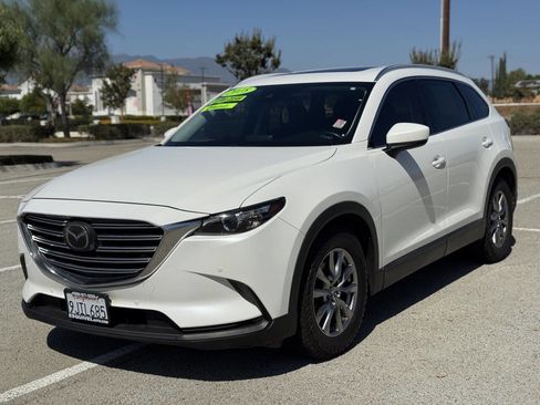 Used 2018 MAZDA CX-9 Touring w/ Touring Premium Package image 3
