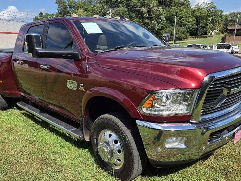 Used 2018 RAM 3500 Laramie Longhorn w/ Longhorn Southfork Package AWD/4WD image 4