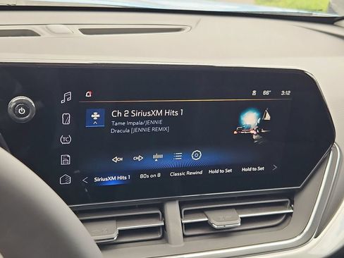 New 2026 Chevrolet Trax LT w/ Midnight Edition FWD image 17