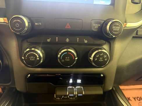 Used 2024 RAM 1500 Big Horn AWD/4WD image 35