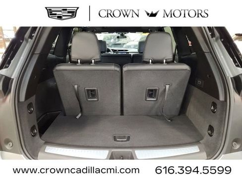 Certified 2025 Cadillac XT6 Luxury image 27