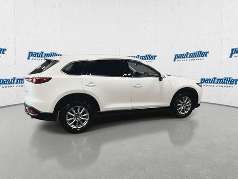 Used 2017 MAZDA CX-9 Touring AWD/4WD image 3
