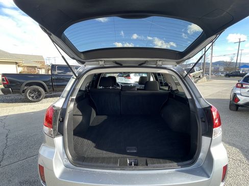 Used 2013 Subaru Outback 2.5i Premium w/ All-Weather Pkg image 17