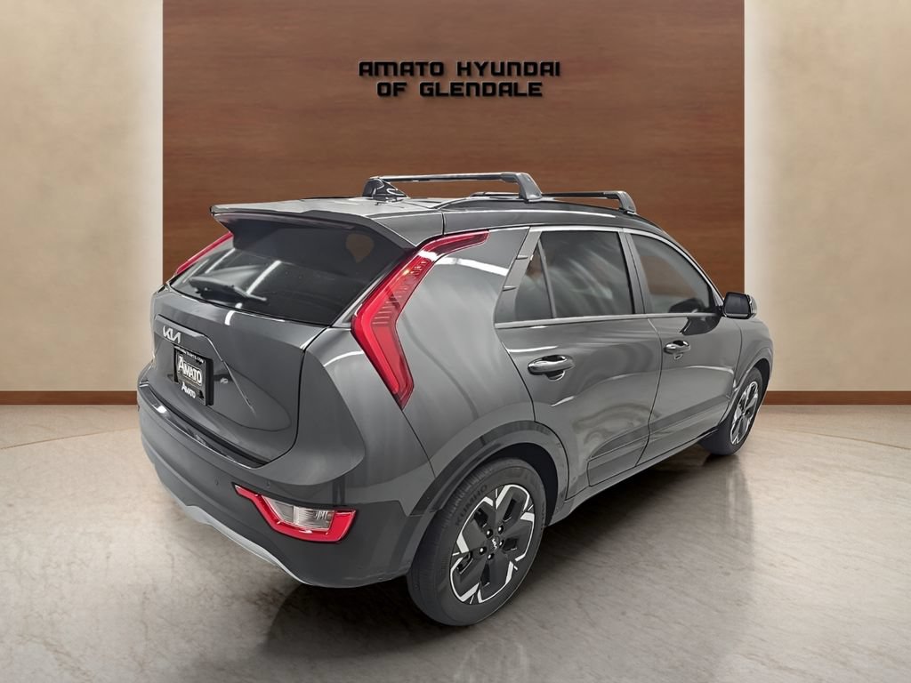 Used 2023 Kia Niro Wind w/ Wind Preserve Package FWD image 6