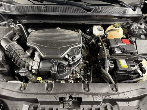 Used 2022 Chevrolet Blazer RS w/ Enhanced Convenience Package image 26