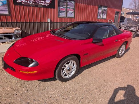 Used 1995 Chevrolet Camaro Z28 RWD image 3