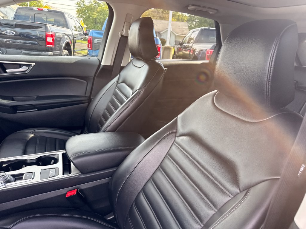 Used 2024 Ford Edge SEL w/ Convenience Package AWD/4WD image 24