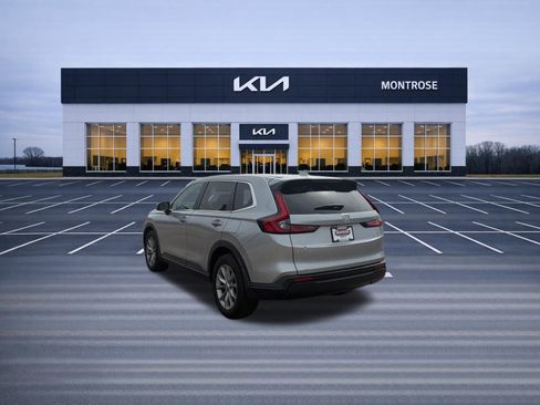 Used 2024 Honda CR-V EX image 7