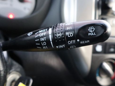 Used 2005 Toyota RAV4 4WD image 31