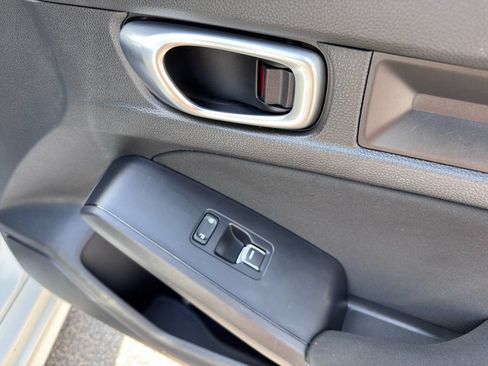 Used 2024 Honda Civic Sport image 25