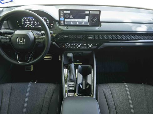 Used 2025 Honda Accord Sport image 26