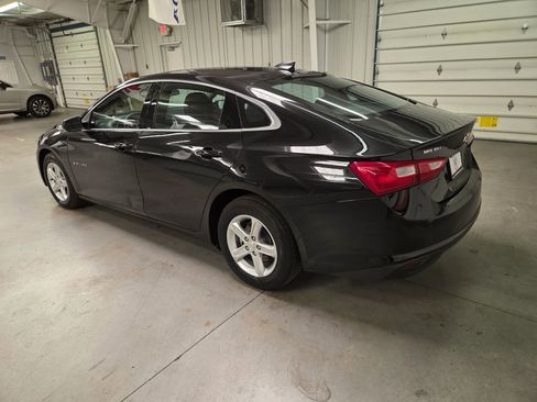 Used 2024 Chevrolet Malibu LS FWD image 4