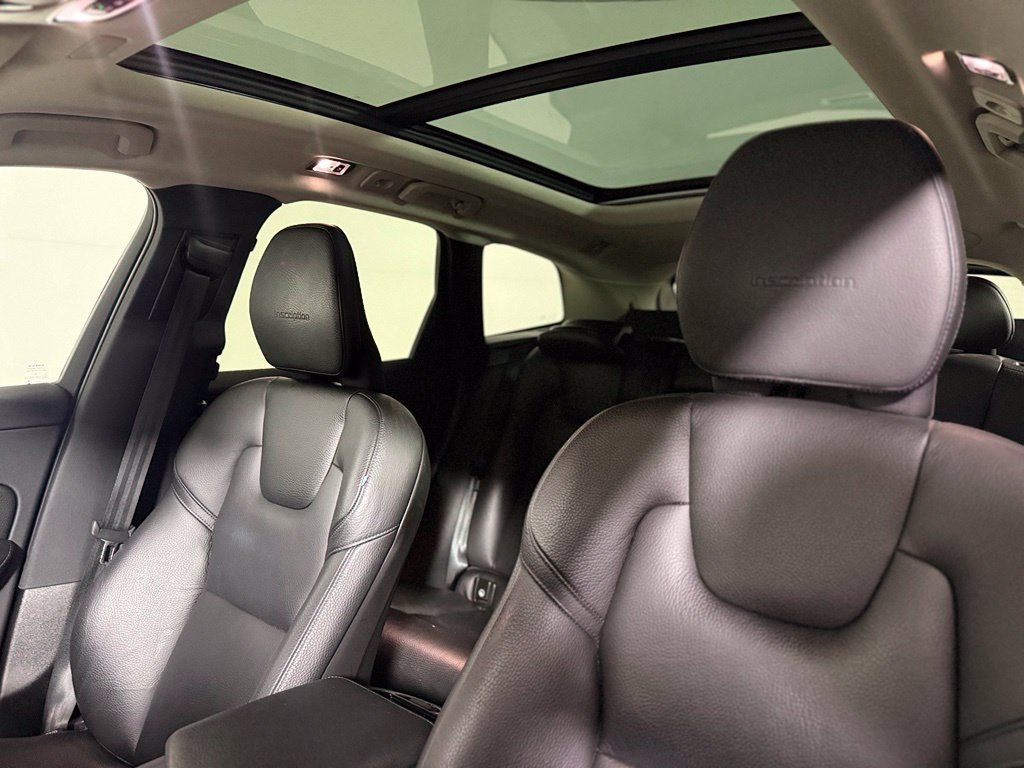 Used 2019 Volvo XC60 T6 Inscription AWD/4WD image 20