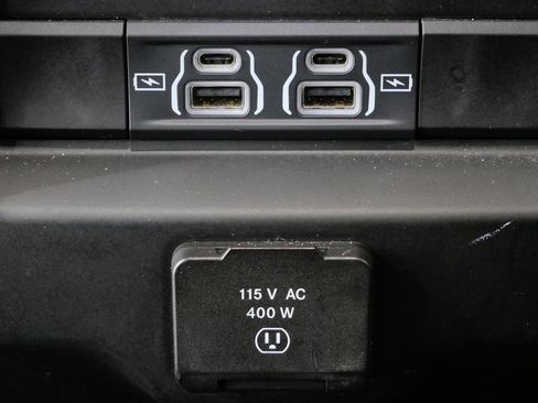 Used 2024 RAM 1500 Laramie image 23