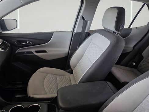 Used 2019 Chevrolet Equinox LS w/ LPO, Floor Liner Package AWD/4WD image 22