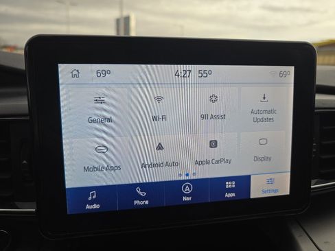 Used 2022 Ford Explorer XLT w/ Equipment Group 202A image 23