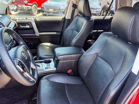 Used 2023 Toyota 4Runner Limited AWD/4WD image 17