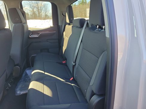 New 2026 GMC Sierra 1500 SLE image 27