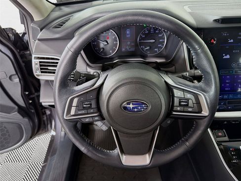 Used 2022 Subaru Legacy Limited AWD/4WD image 3