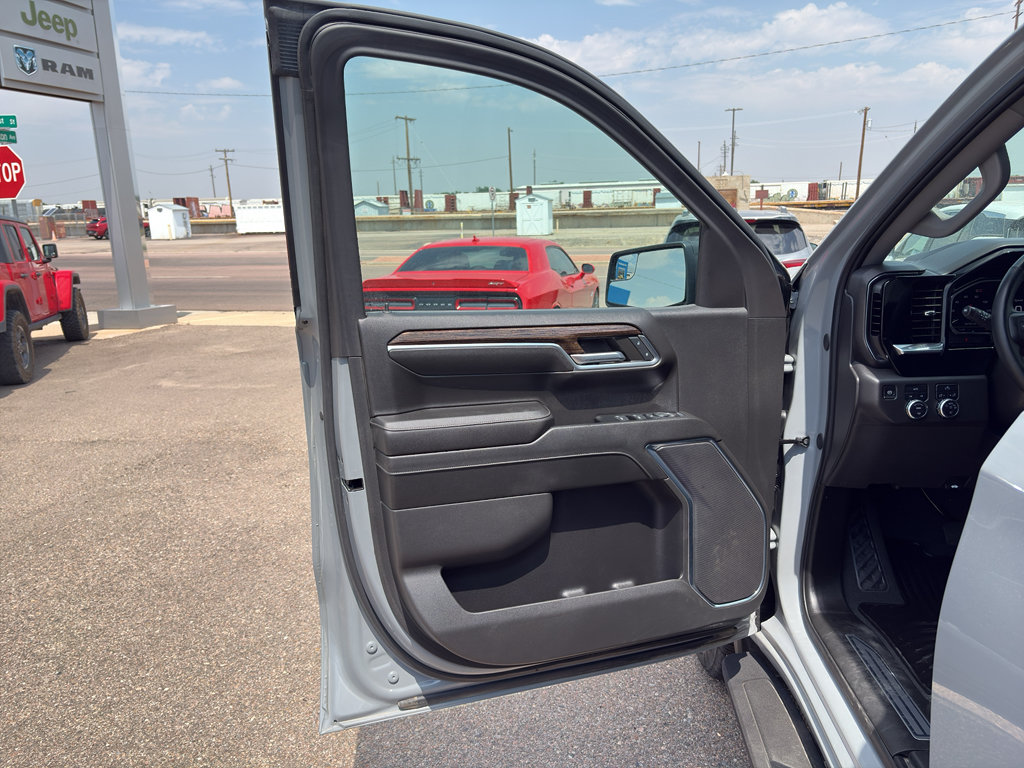 Used 2024 GMC Sierra 1500 Elevation AWD/4WD image 13