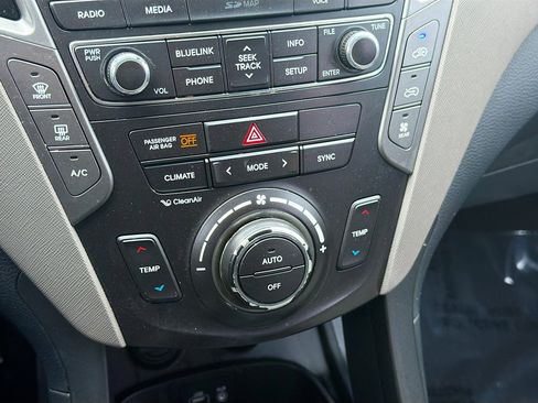 Used 2018 Hyundai Santa Fe Limited image 34